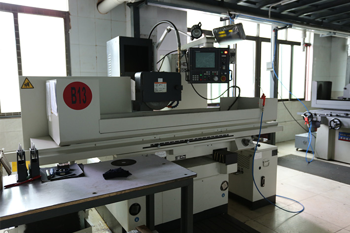 0.005mm micro engraving machine 0.005mm micro engraving machine