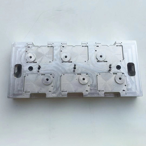 Precision machining of aluminum alloy parts for oil mold