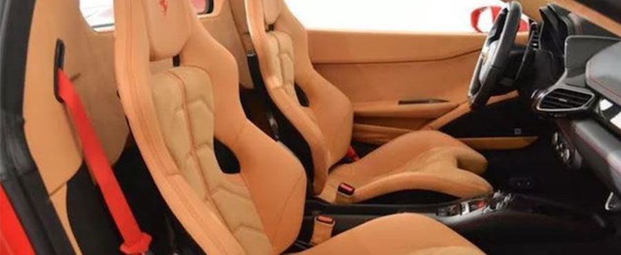 Ferrari 458 color seat belt