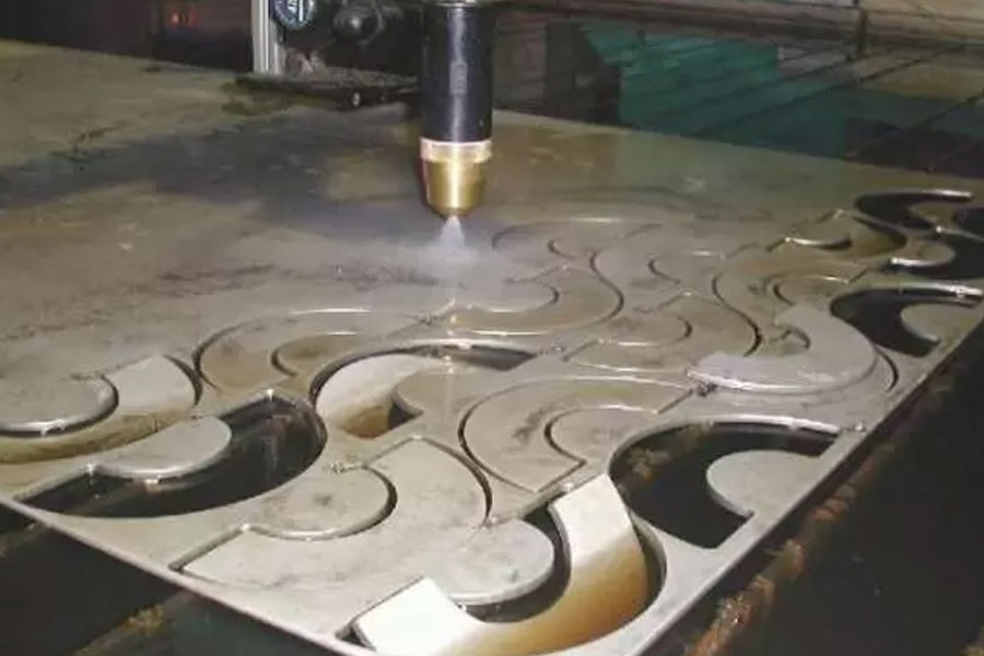 The Difference Between Laser Cutting And Traditional Processing Technology