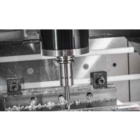 High-Performance Numerical Control for High-Speed Machining by Means of Polynomial Trajectories